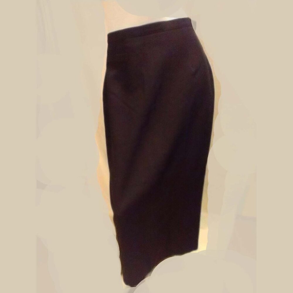 Long black skirt, hips 42"